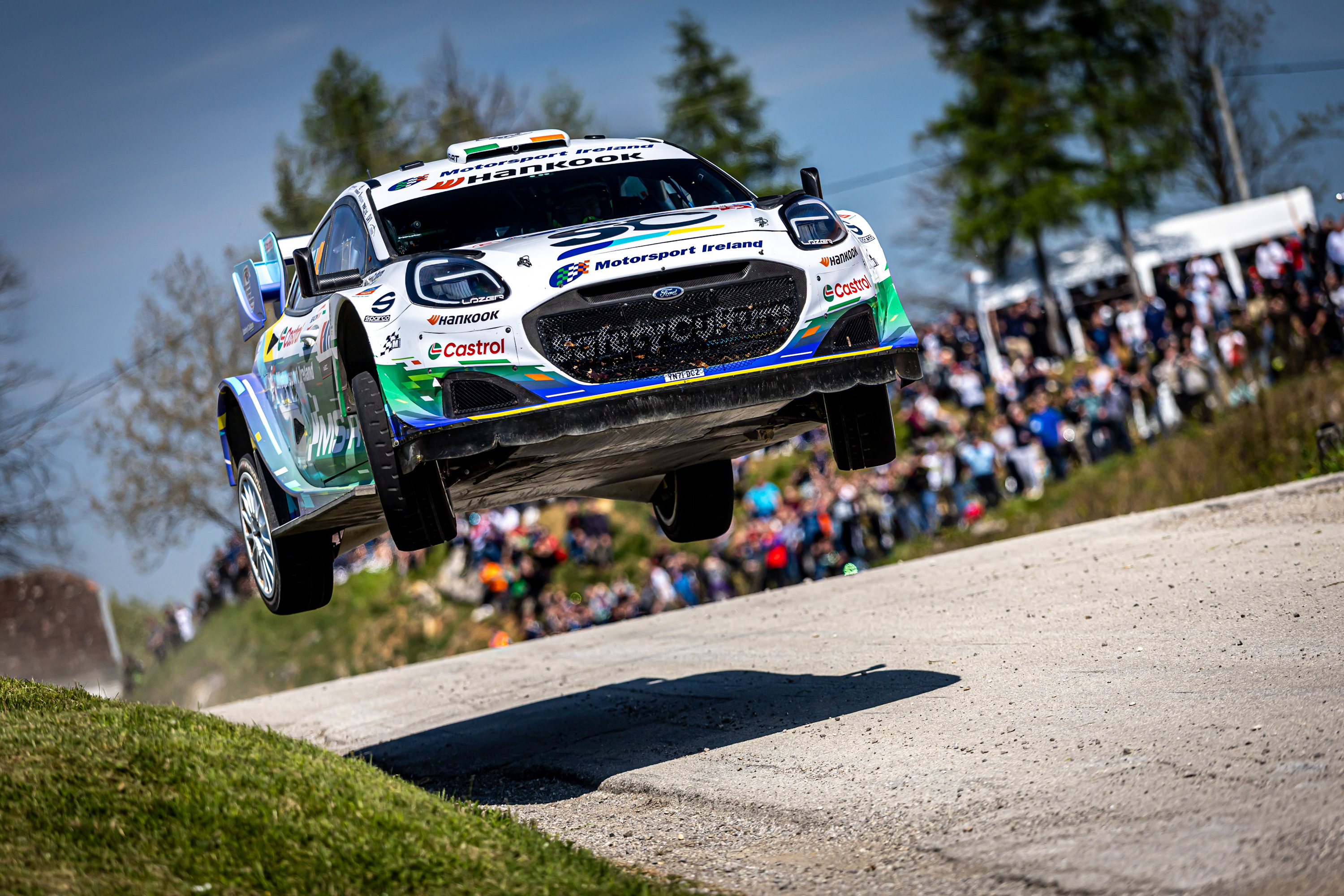 Pajari drži vodstvo i ide prema prvoj WRC pobjedi - 2